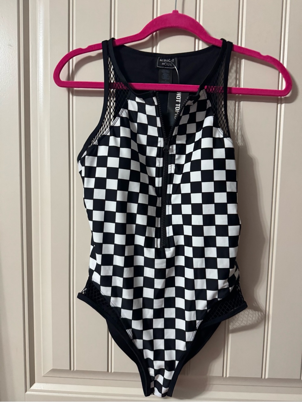 HOT TOPIC 🖤 Black, White Checkered Zip-Front One-Piece Swimsuit (Women’s Medium) - Picture 3 of 13